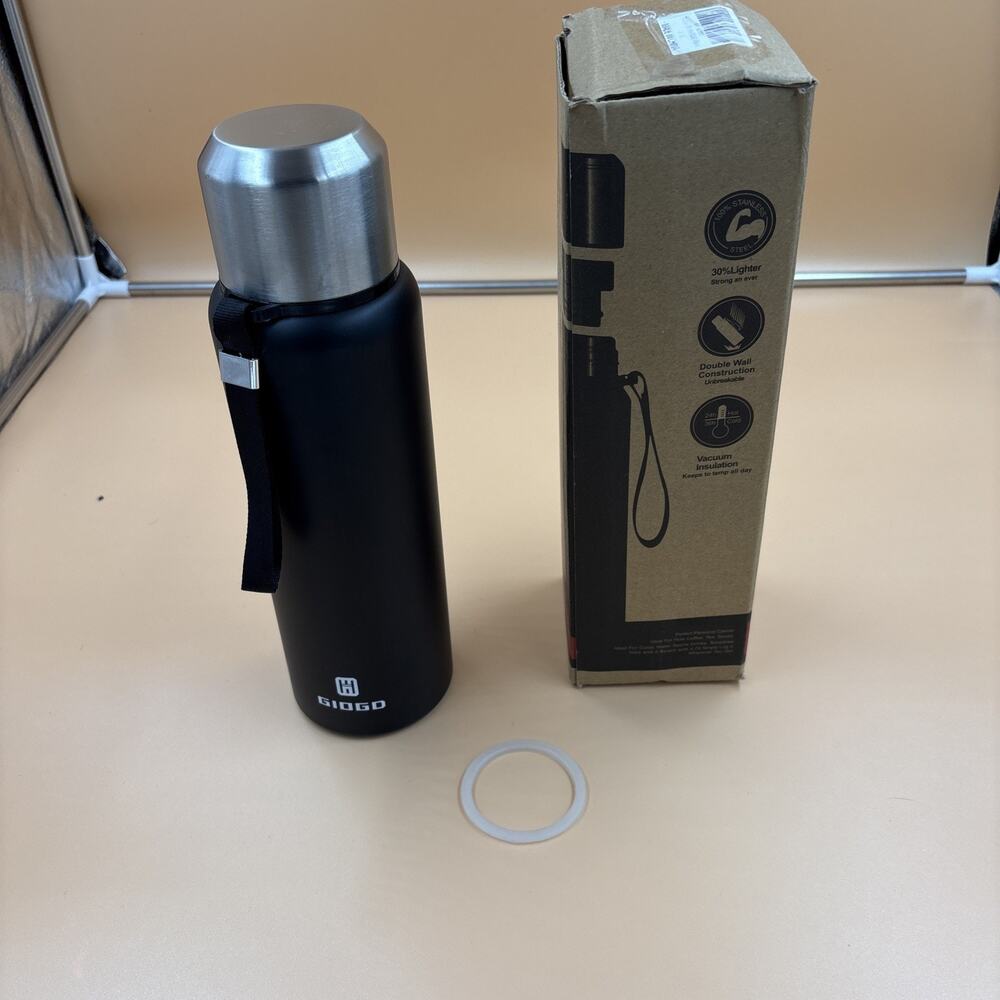 GIOGD Stainless Steel Insulated Bottle Silver Twist Lid Leather Strap